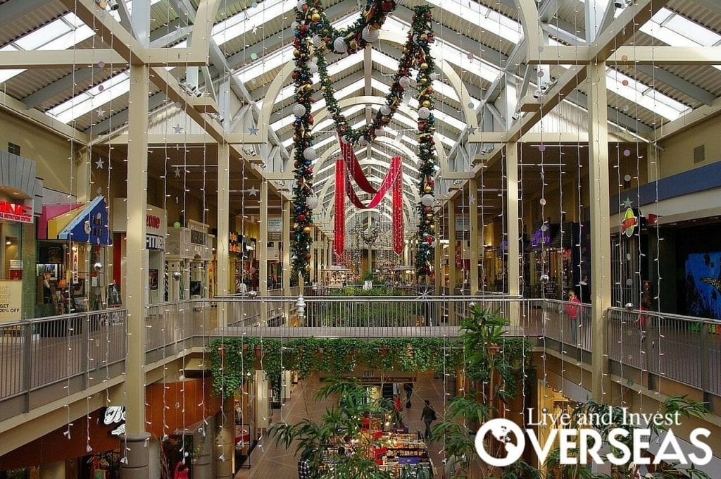 Going Christmas Shopping In Medellin, Colombia