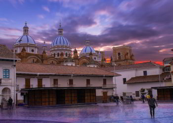 A cathedral in Cuenca, Ecuador during sunset