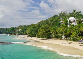 The sunny Contadora coast, archipelago Las Perlas, Panama