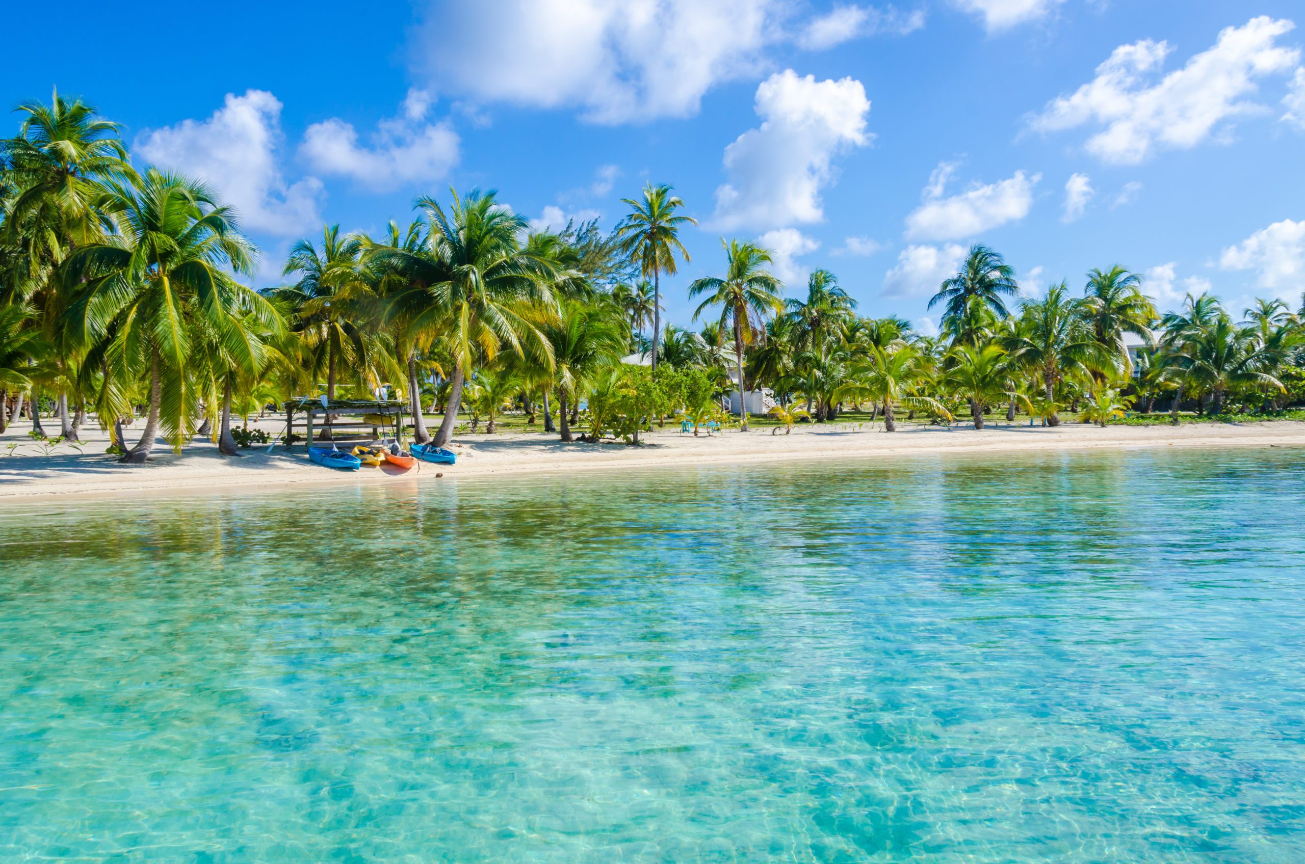 A Caribbean lifestyle in Ambergris Caye. Live in Belize