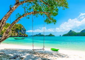 Beautiful white beach in tropical Mu Koh Ang Thong island, Thailand