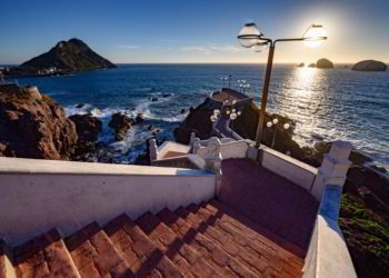 Paseo del Centenario with Mazatlan's lighthouse in the background