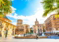 Panoramic view of Plaza de la Virgen and Valencia old town