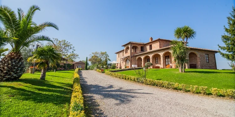 Tuscan landhouse