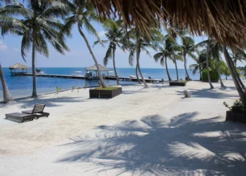 Atlantic beach on Ambergris Caye Belize. best places to retire