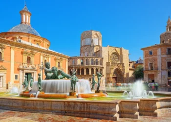 Valencia Fountain Rio Turia on Square of the Virgin Saint Mary, By BRIAN_KINNEY