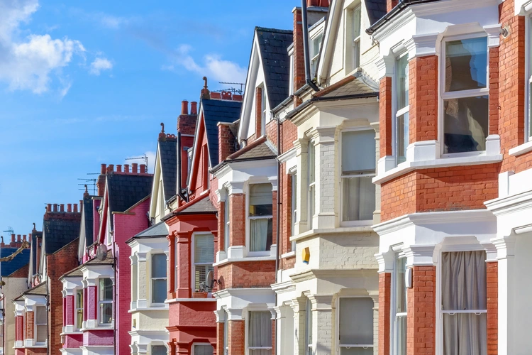 ypical English terraced houses in West Hampstead, London