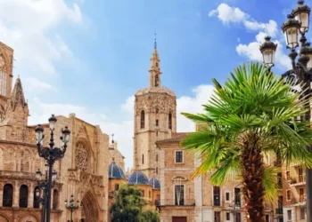 Historic center of Valencia, Spain, featuring Valencia Cathedral, El Miguelete Tower, and Mediterranean architecture.