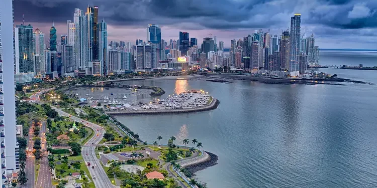 Aerial view of Avenida Balboa, a main road in Panama City. retire in Panama