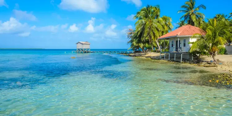 Belize Cayes - Small tropical island at Barrier Reef with paradise beach - known for diving, snorkeling and relaxing vacations - Caribbean Sea, Belize