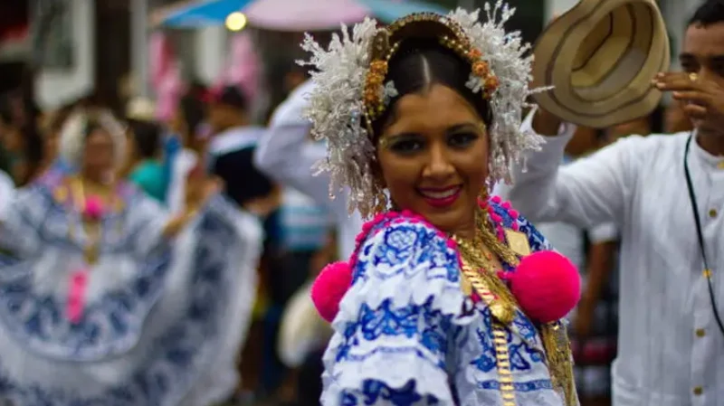 Panama's traditional dress is called Pollera. chitre