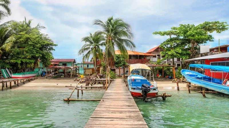 Bocas del Toro, Carenero Island. climate in panama