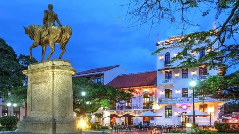 Plaza Herrera Casco Viejo Panama