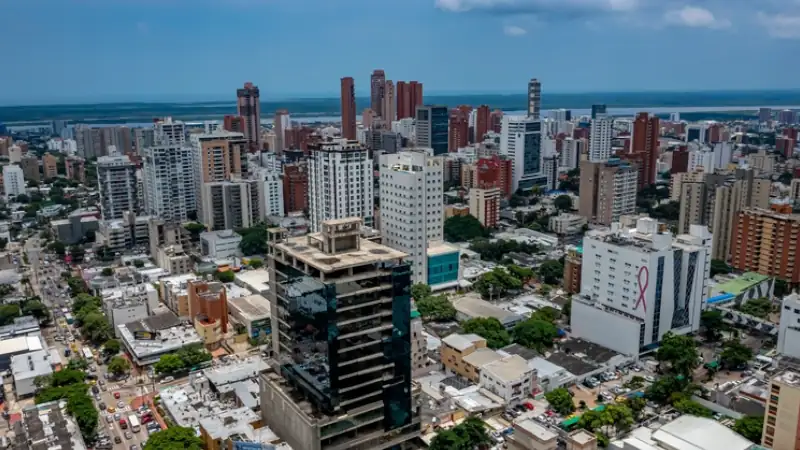 there’s a growing expat community