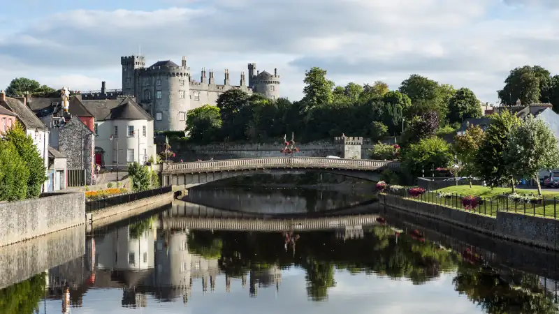 Kilkenny Castle, panorama from the bridge, Ireland