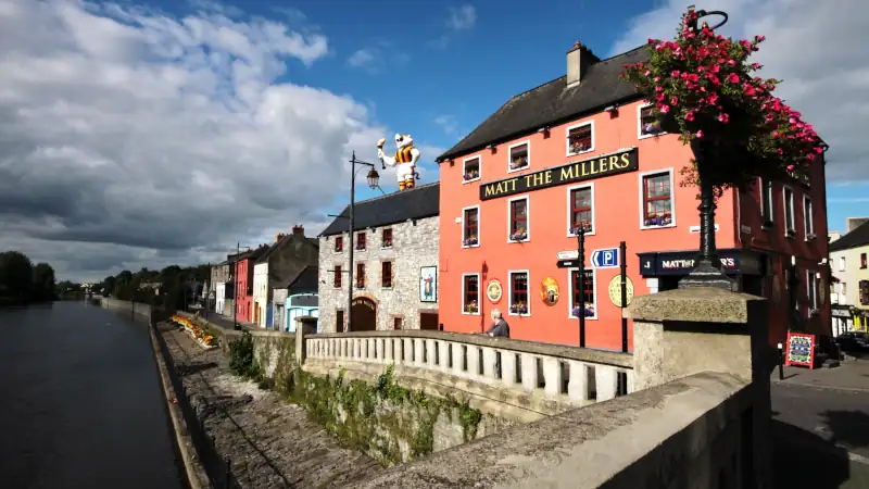 Typical pub Irish style