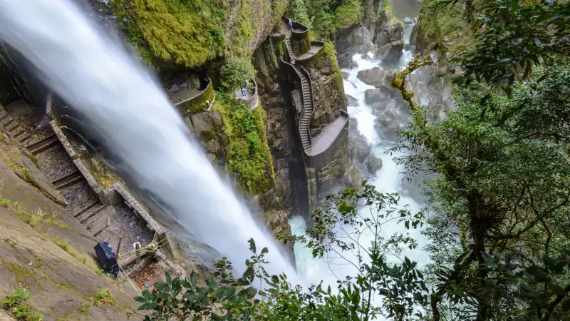 Pailon del Diablo waterfall, Ecuador