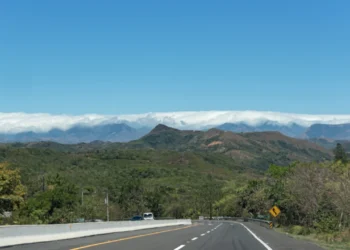 the pan american highway near Santiago panama