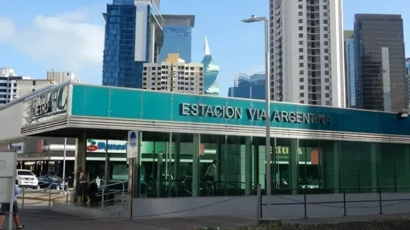 El Cangrejo Metro Station